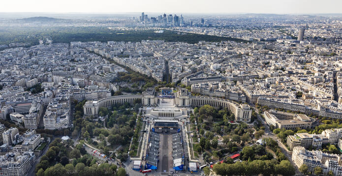 Paris cityscape_Digital - Website - Standard ImageCard