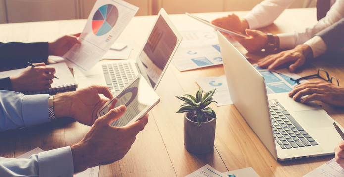 Group of people meeting technology_527528428_XL