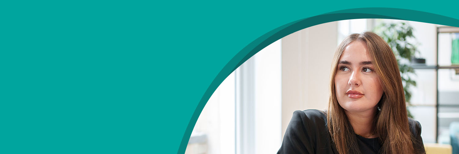 1292701 - Level 3 Header - 1490x500px_Europe - Paralegal _6174295