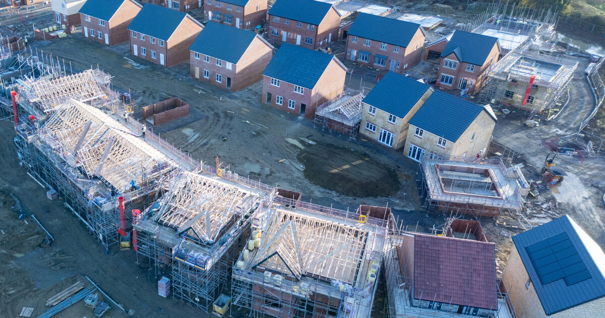 New build housing UK