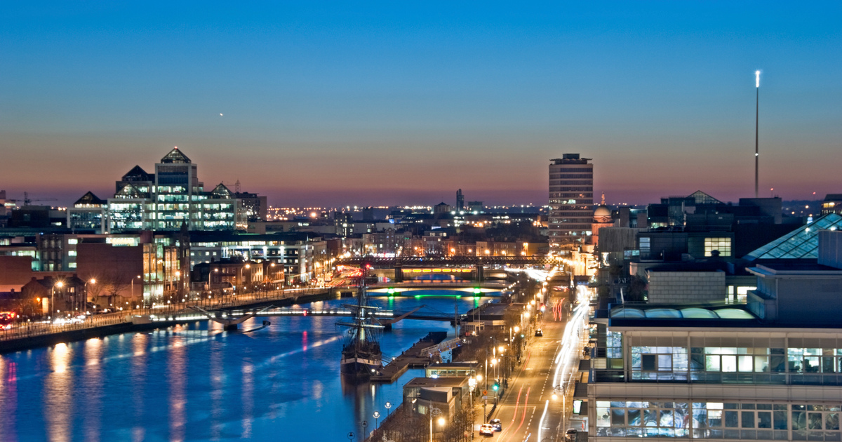 Evening Panorama Over the River Liffey seo